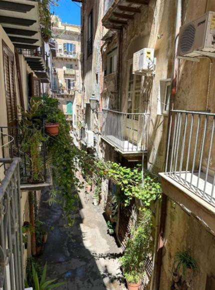 Triscele House - Corrieri Apartment Palermo Exterior photo